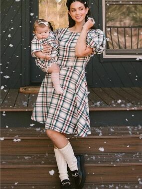 Ivy City Co Plaid Puff-Sleeve Dress in White, Green & Red